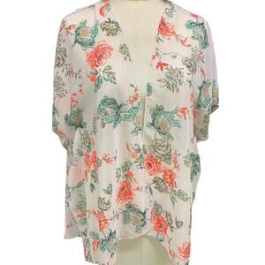 White and pink floral kimono